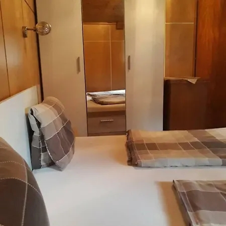 Chata Na Papirne Guest house Nyrsko