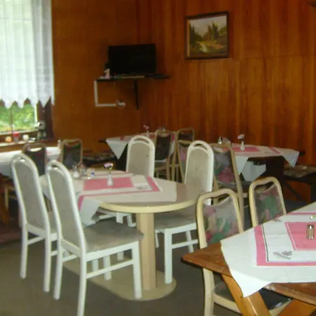 Chata Na Papirne Guest house *